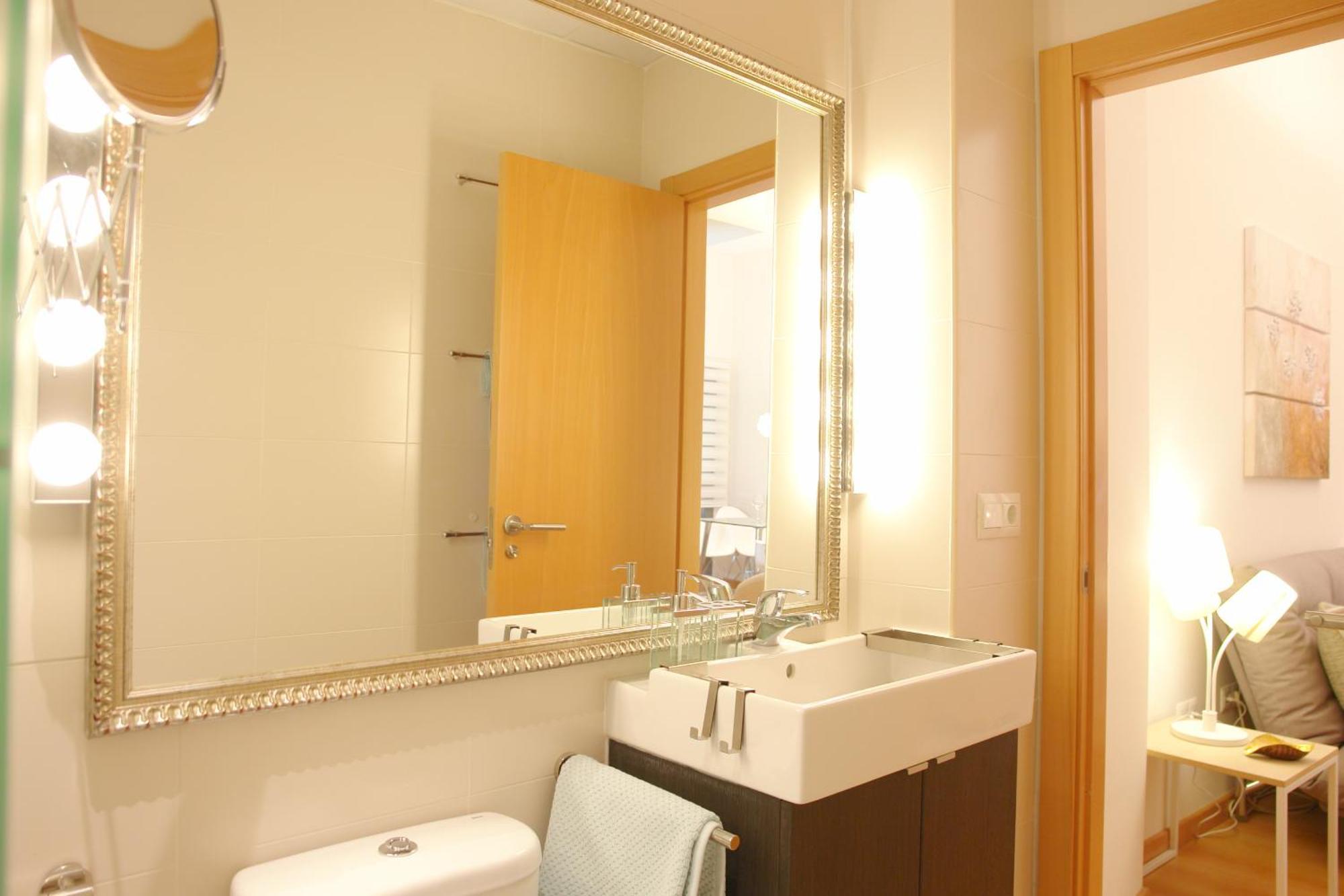Moderno y Centrico Apartamento 1 dormitorio Málaga Exterior foto