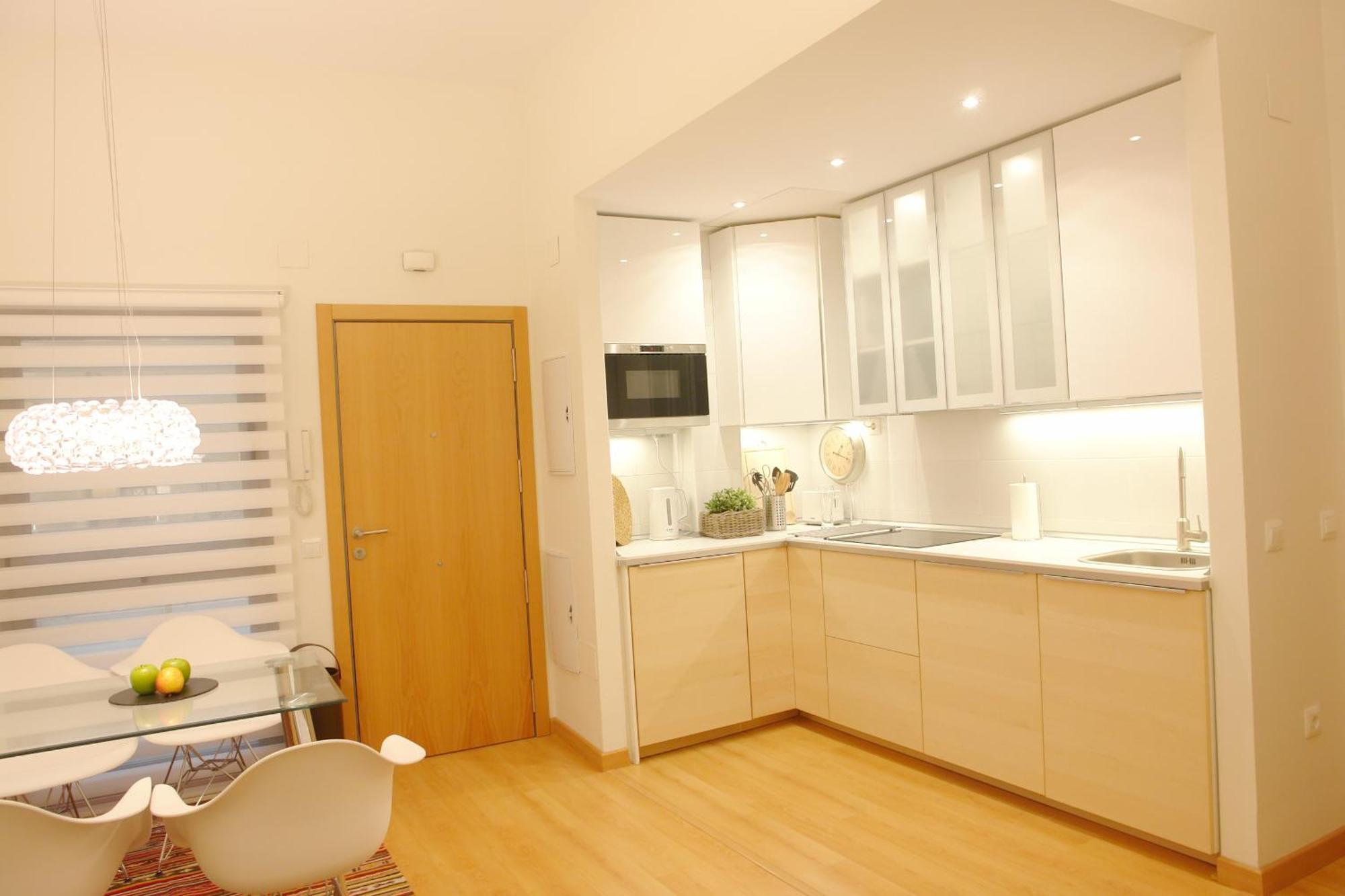 Moderno y Centrico Apartamento 1 dormitorio Málaga Exterior foto